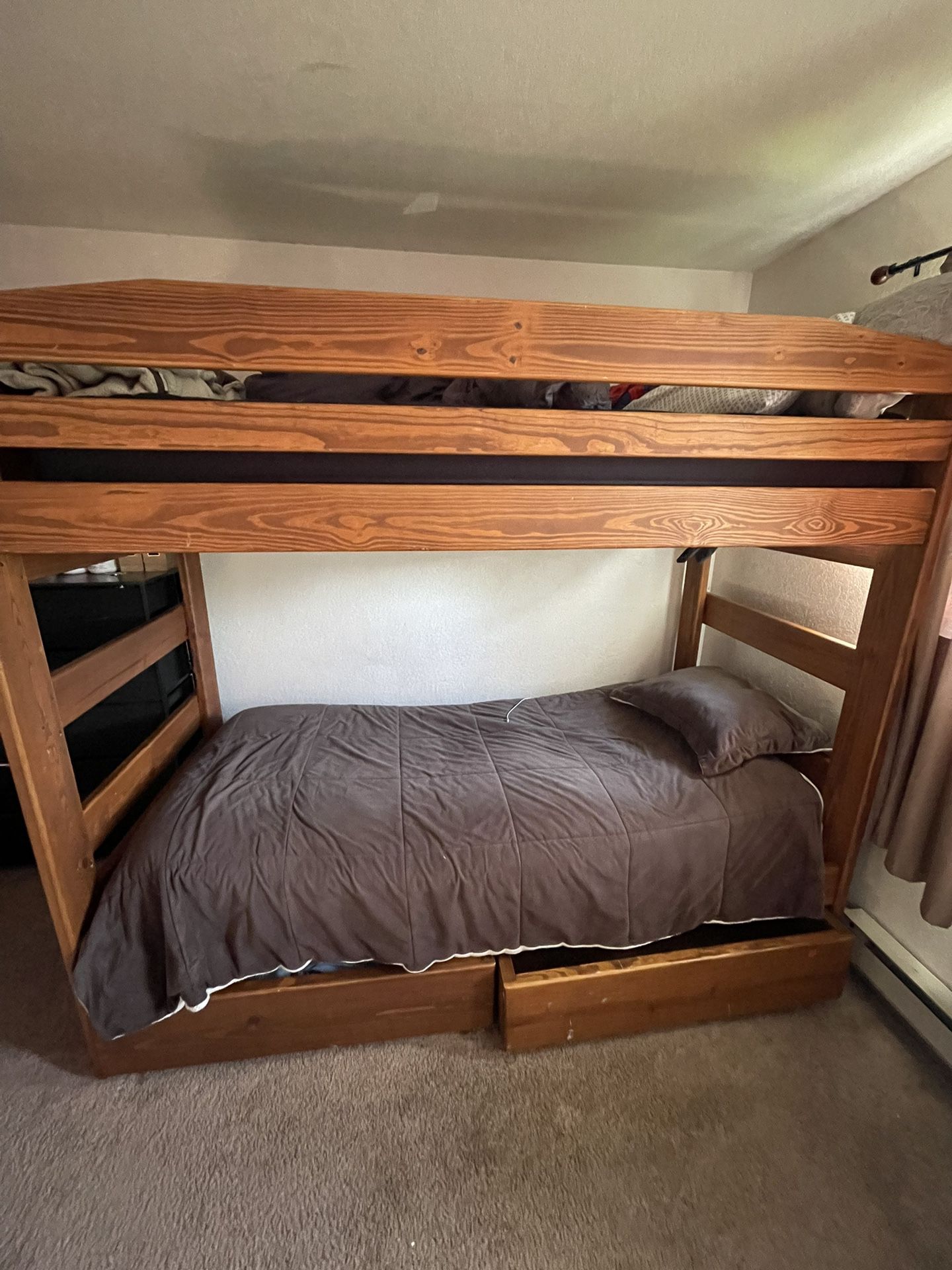 Twin Bunk Bed 150$ OBO