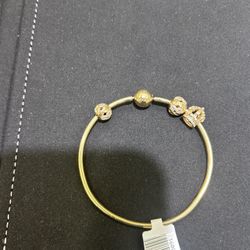 Gold  Bangle 