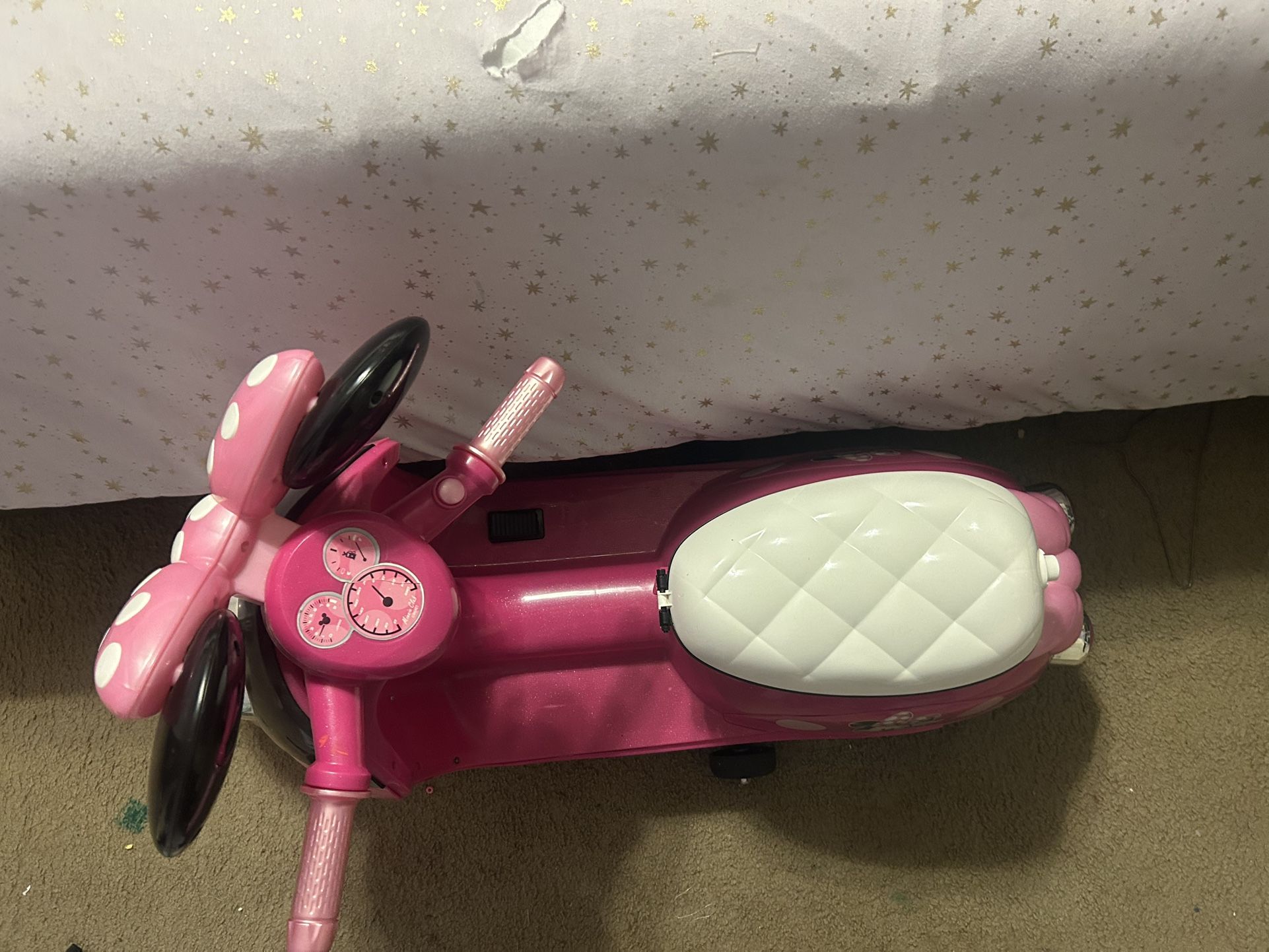 Minnie Mouse Electric Ride-On Scooter