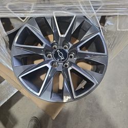 2024 Chevy Suburban Wheels. Size 20. Demi New