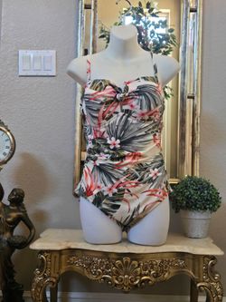 Bathing Suit 🩱 Size Large