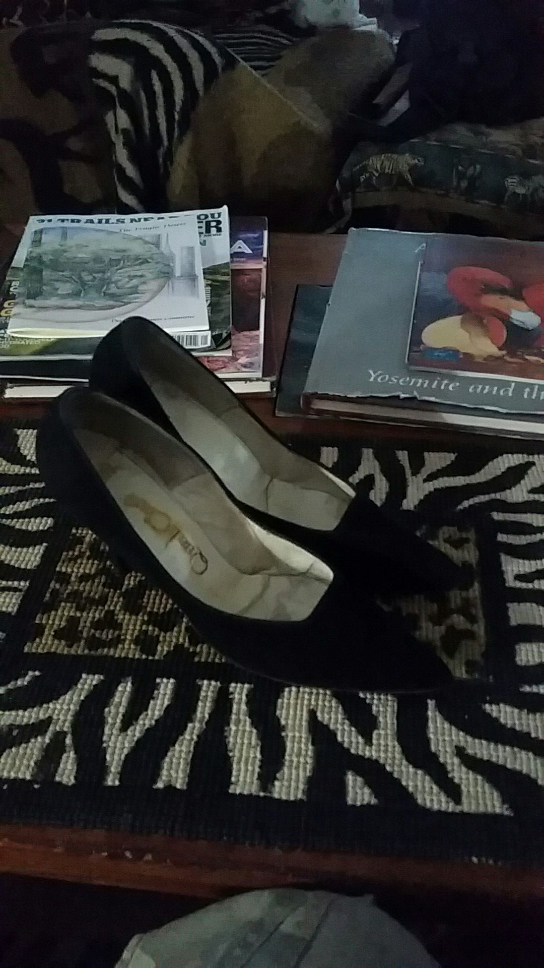 Qual Craft Black Suede 3" heels pointed toe