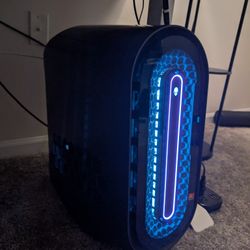 🎮 Alienware R15 Gaming PC – RTX 4080 + LG 32 inch ultragear monitor