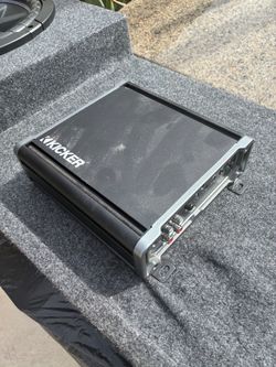 Kicker 12 in speaker and amp