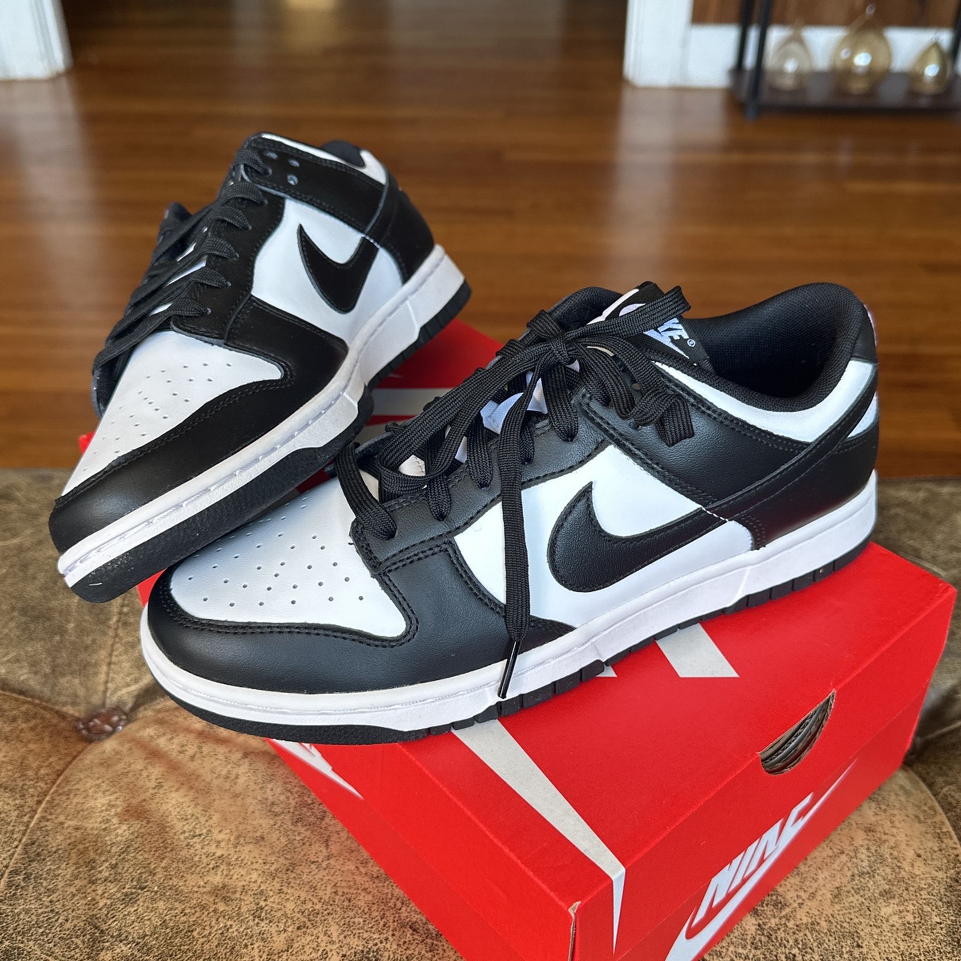 Nike Dunk Low Retro Panda Men’s Size 9