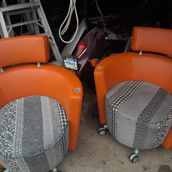 Like New Unique Swivel Chairs (2)