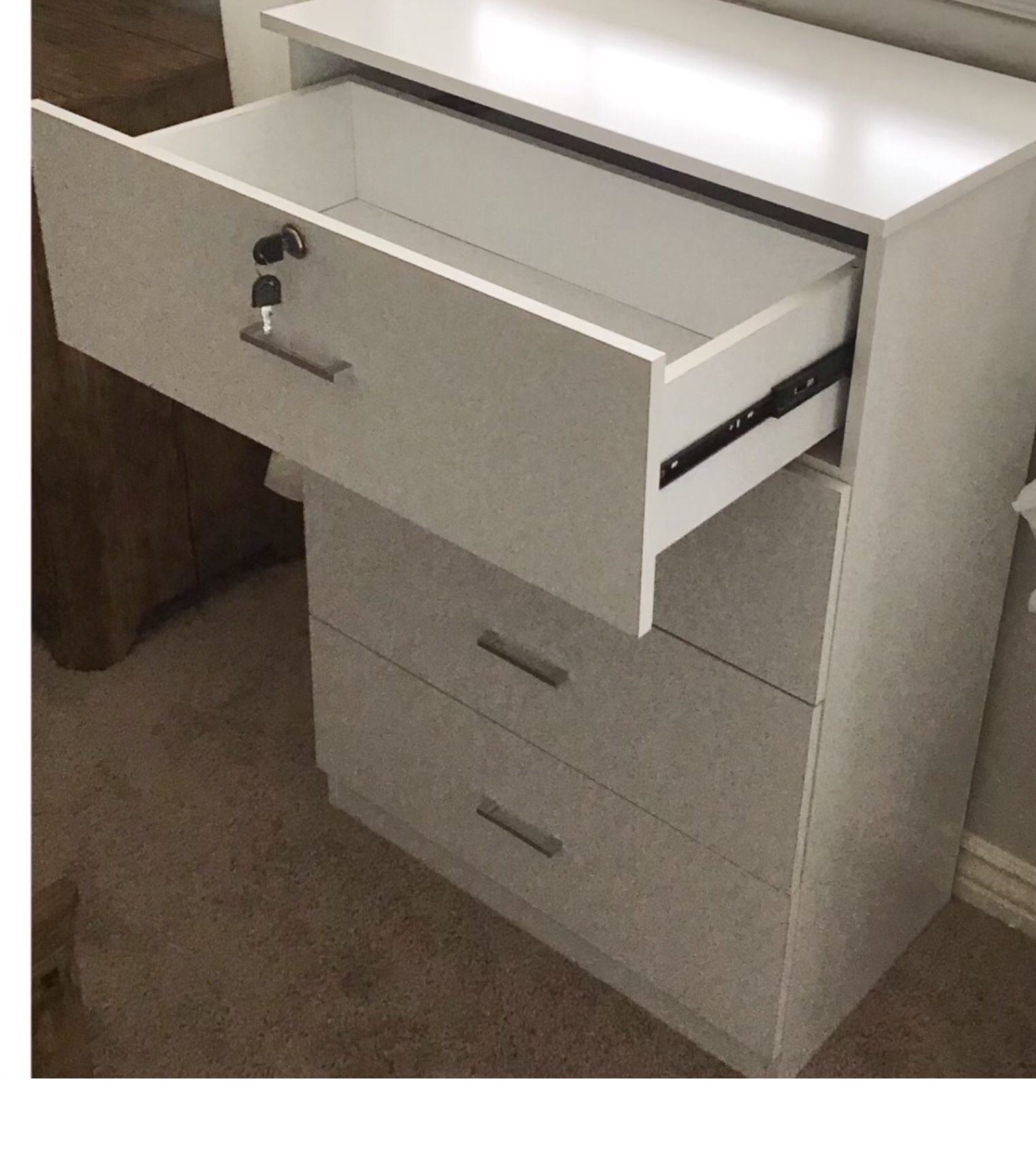 Dresser, Chest, Organizer, W Lock , 4 Drawers