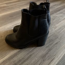 Women’s Boots