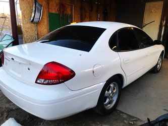 2006 Ford Taurus