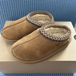 ugg tasman
