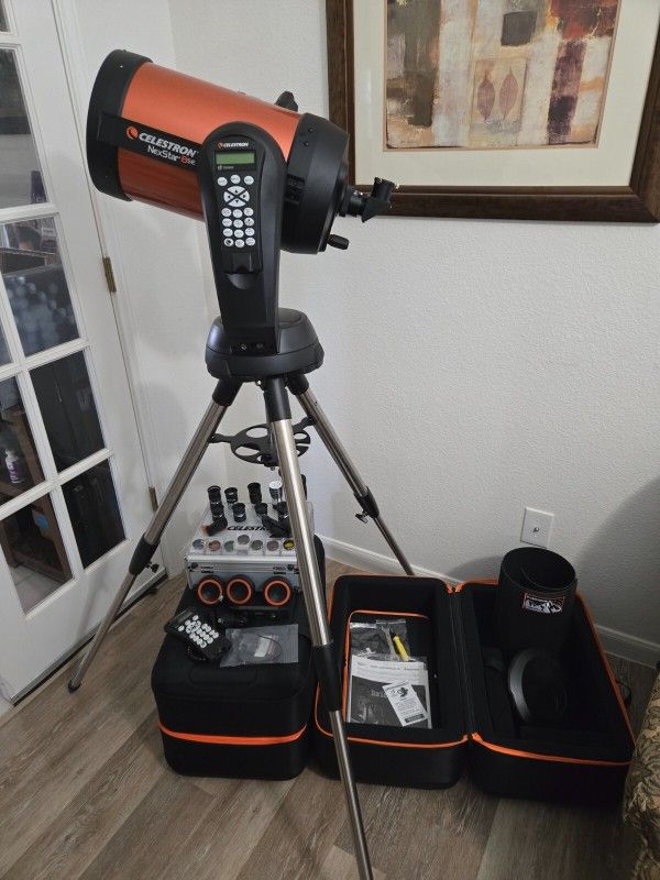 Nexstar Celestron 8SE - Computerized Telescope Bundle
