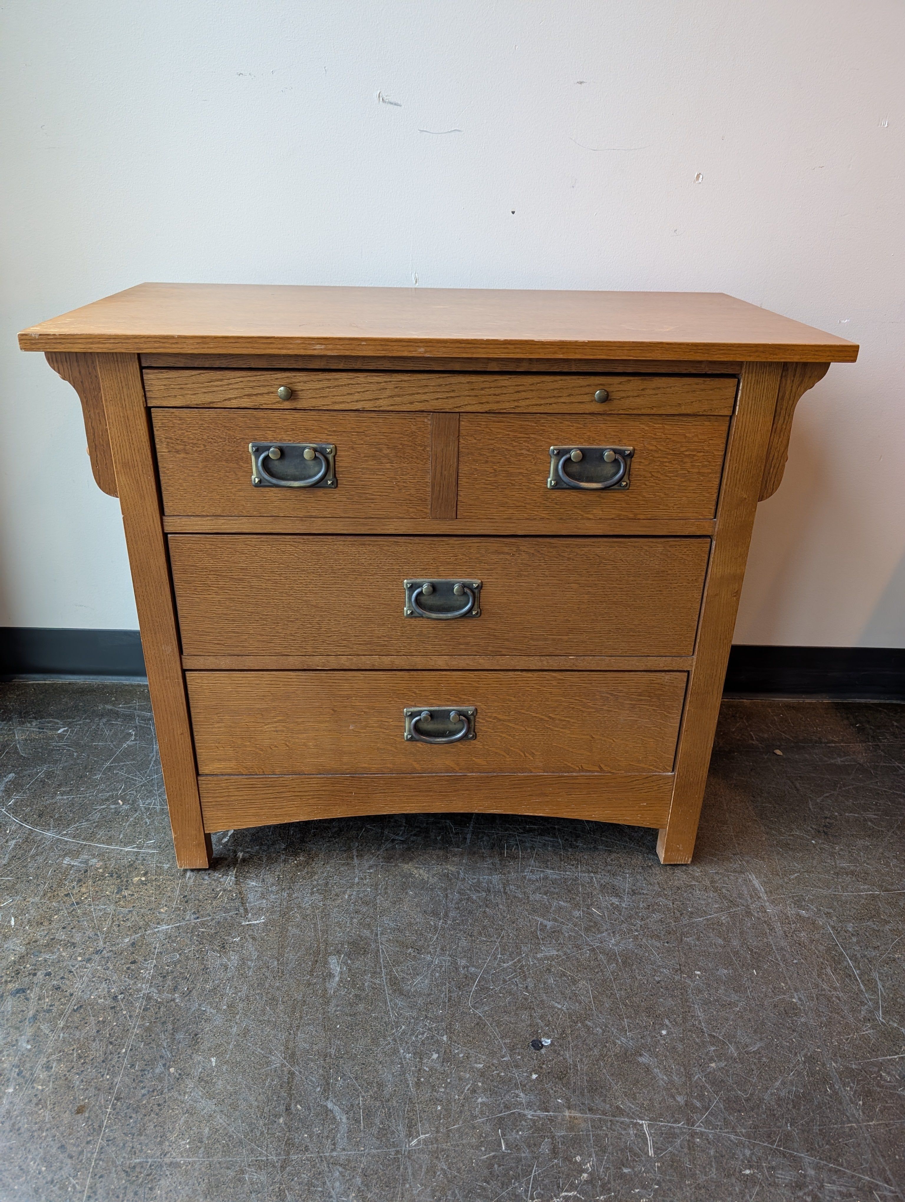 Sturdy Mission Style Oak Wood Bassett Chest of Drawers