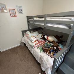 Bunk Beds   Twin Top Full Size Bottom