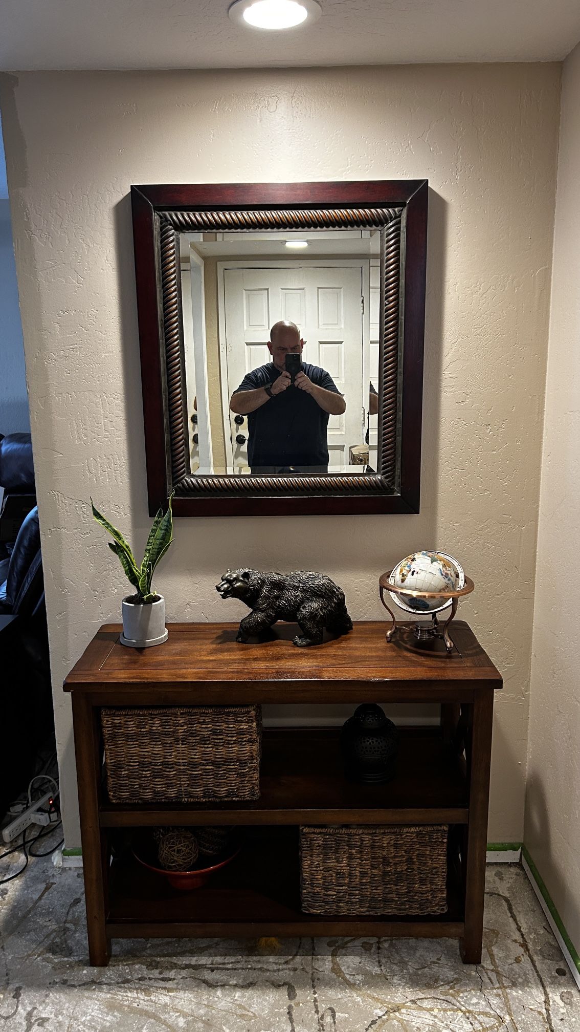 Entryway Console & Mirro