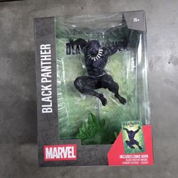 Black Panther Marvel 1:6 Scale McFarlane Toys, NEW!