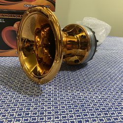 New Neodymium 4 Bolt Driver + Gold Trumpet Flare Lens $120 Each 