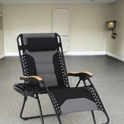 Syril Reclining Zero Gravity Chair with Cushion