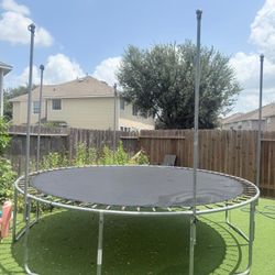 Trampoline 14’ for $70