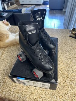 Black Chicago Skates - USED ONLY ONCE