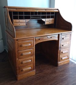 Beautiful oak roll top desck