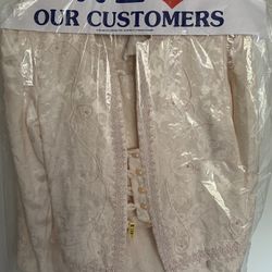 Detailed and Decorated Ladies Set