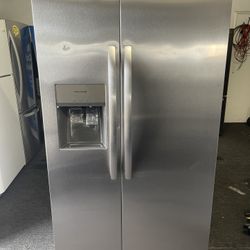 New Frigidaire Stainless Steel Side-By-Side Refrigerator 26 Cubic