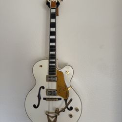  Gretsch G6136T-MGC Michael Guy Chislett Signature Falcon with Bigsby Electric Guitar - Vintage White with Ebony Fingerboard