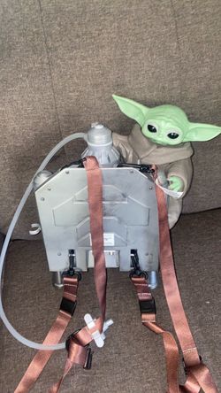 Disneyland StarWars Mandalorian and Grogu Hydration Pack