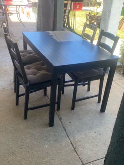 Dinning table