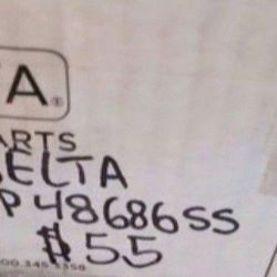 Delta 7.5" Rain Shower Head In Stainless Steel