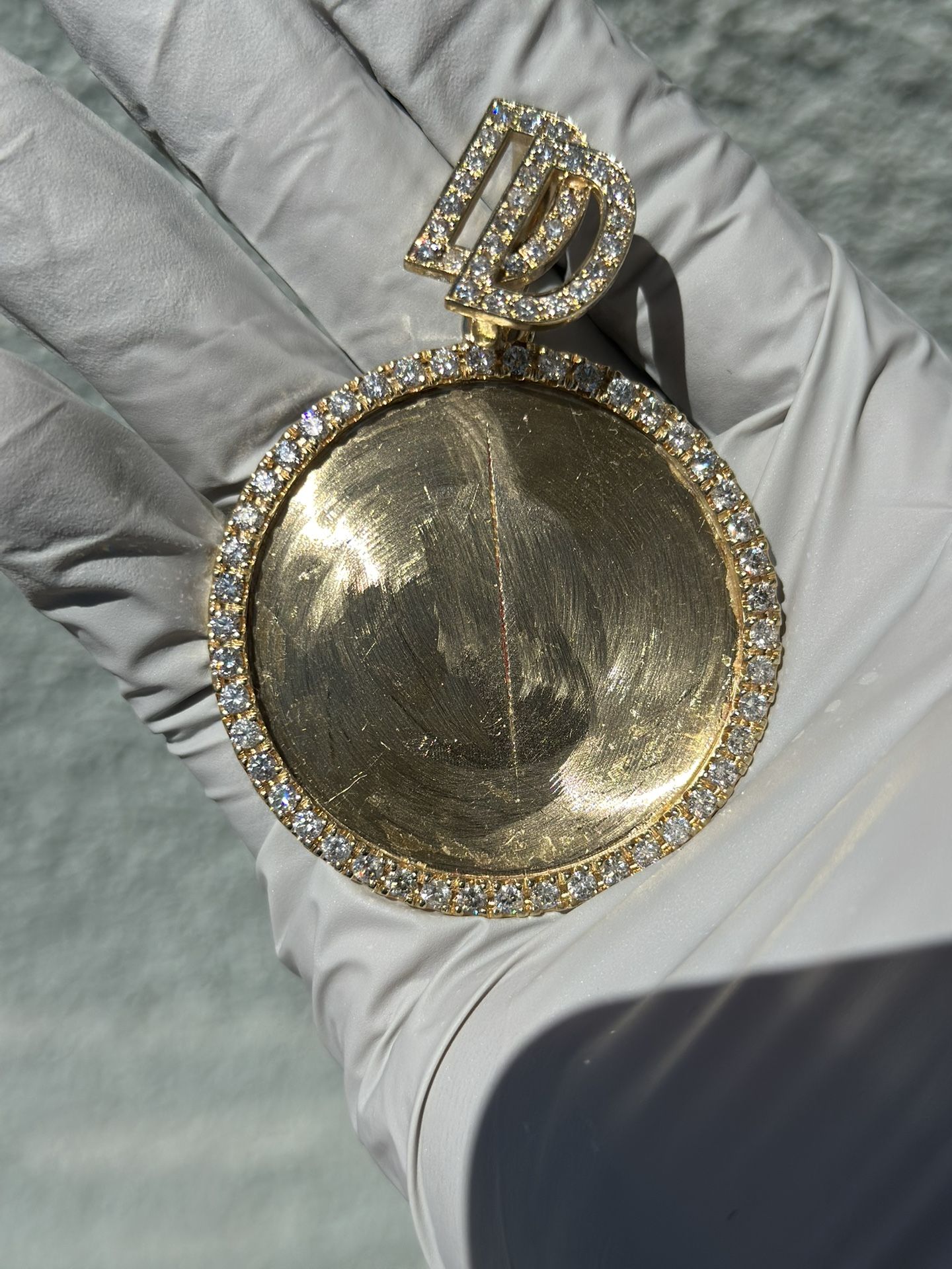 14k Yellow Gold Diamond Pendant!** OBO Over 7k Must go by Friday 6/6/25