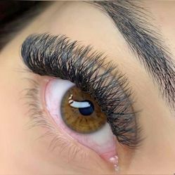 Lashes Valentine’s Day 