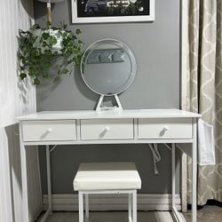 Vanity, Tocador, Desk, Escritorio 