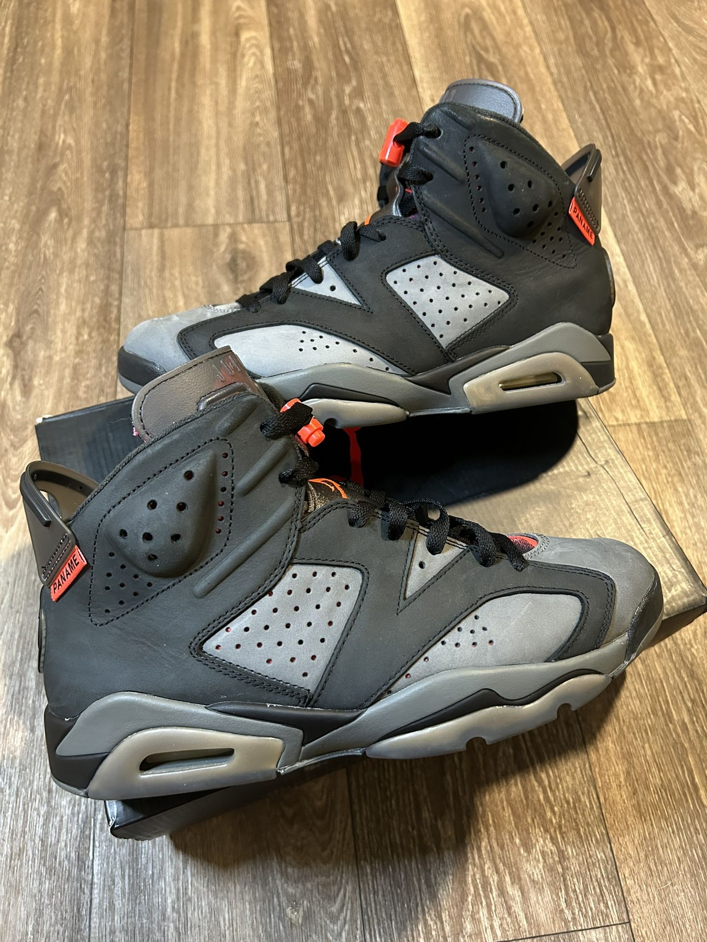Jordan 6 PSG