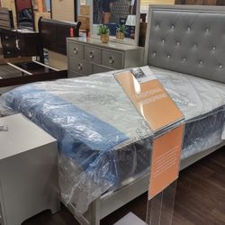 4 Piece Queen Bedroom Set Queen Bed Frame Dresser Mirror And Night Stand