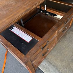 Coffee Table/End Tables 