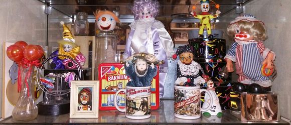 Clowns Clowns & More Clowns