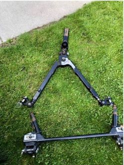 Roadmaster Falcon 2 tow bar and crossover bar