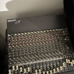 16 Channel Mackie Mixer
