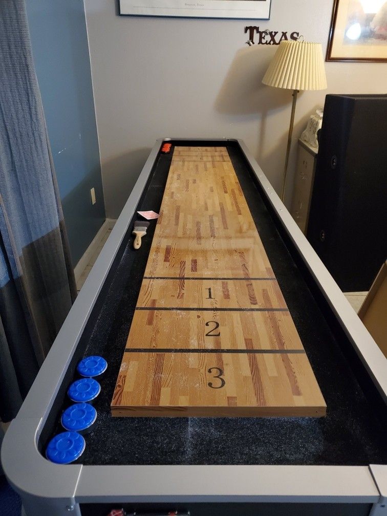 Shuffleboard 