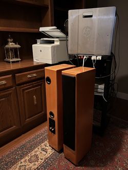 Vienna Acoustics Bach Floorstanding Speakers