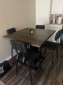 Diner Table