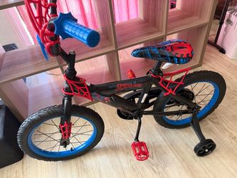 Huffy Marvel Spider-Man kids bike 16” training wheels