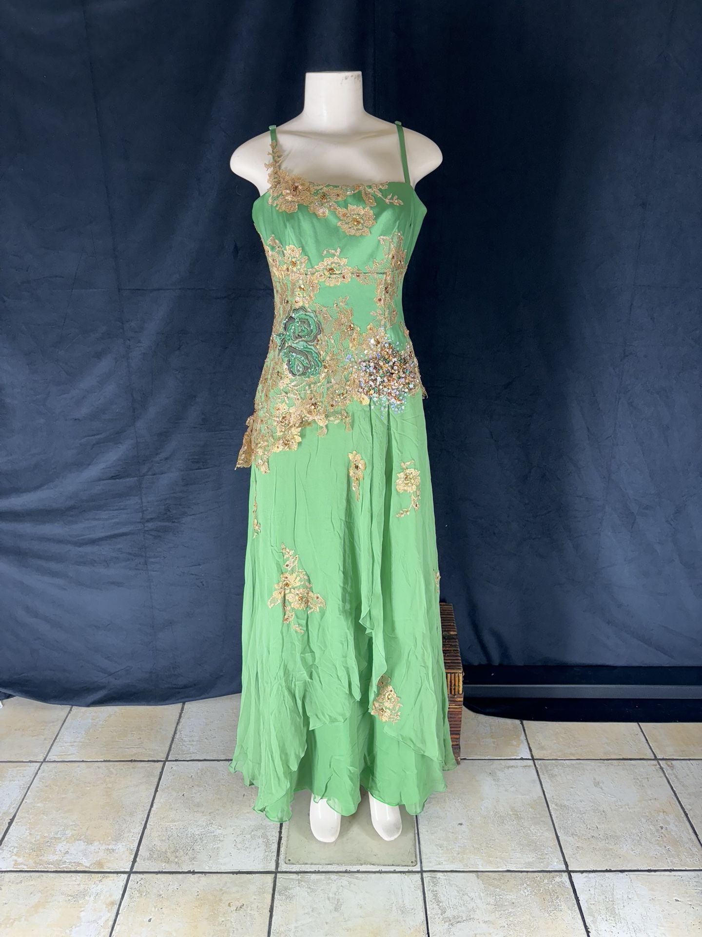 Mandalay Dress Size 8 - normaconseils.fr