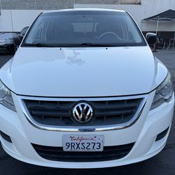 2012 Volkswagen Routan