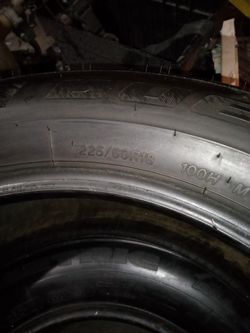 225 60 R 18 Bridgestone Dueler H/P 