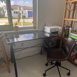 Office desk & Chair 