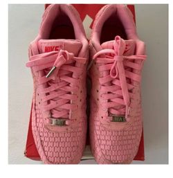 Nike Air Max 90 Shanghai Must Win Cake (Women's) size 8 1/2