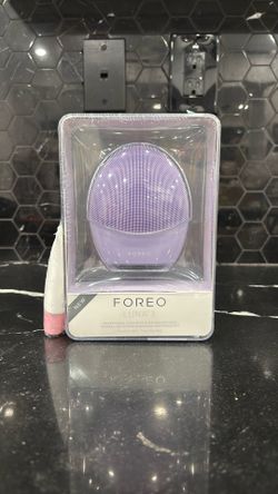 FOREO LUNA 3 Facial Cleansing & Firming Massage Device, + 0.67 fl oz Foaming Cleanser
