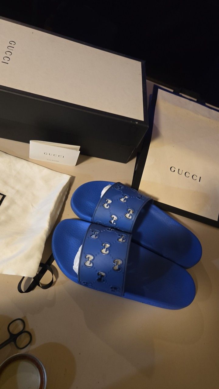GUCCI SLIDES 9.5 $100 OBO